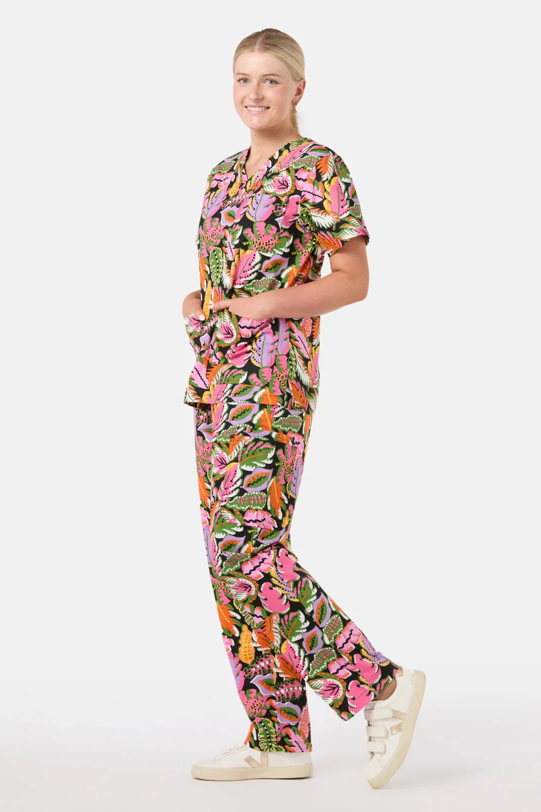 Tropical Leaves Scrub Set - Image 3